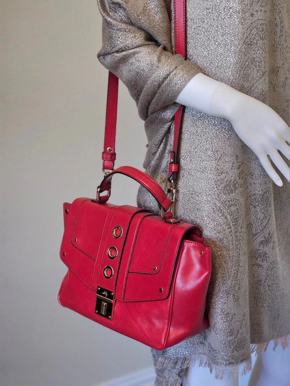 Milly bold red